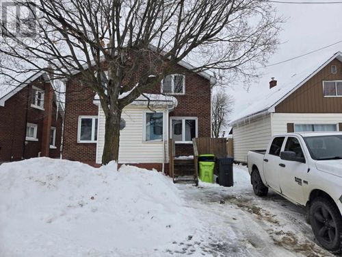 328 Gillies St, Sault Ste. Marie, ON, P6C3Z7 | Card Image