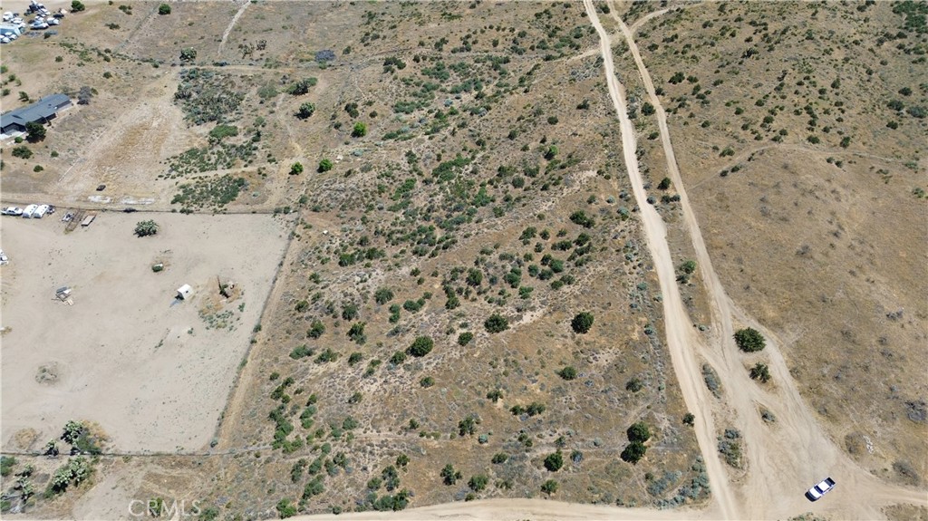 Land in Phelan 2