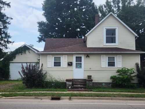 1114 Lake St, Niles, MI, 49120-1777 | Card Image