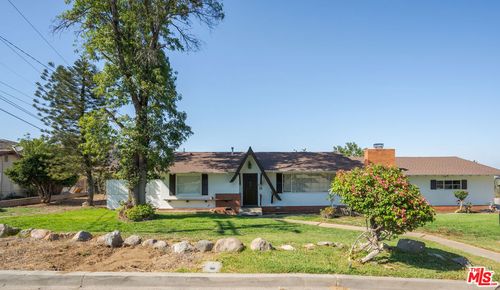 6739 Garces Ave, Jurupa Valley, CA, 92509-5527 | Card Image