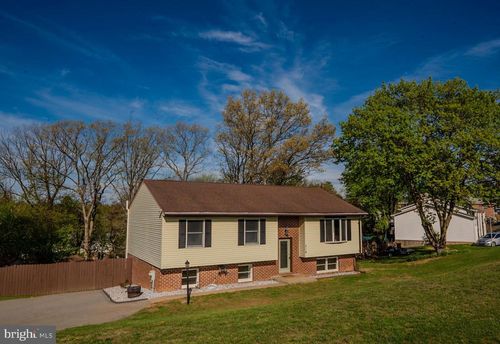 714 Redwood Dr, WESTMINSTER, MD, 21157-6258 | Card Image