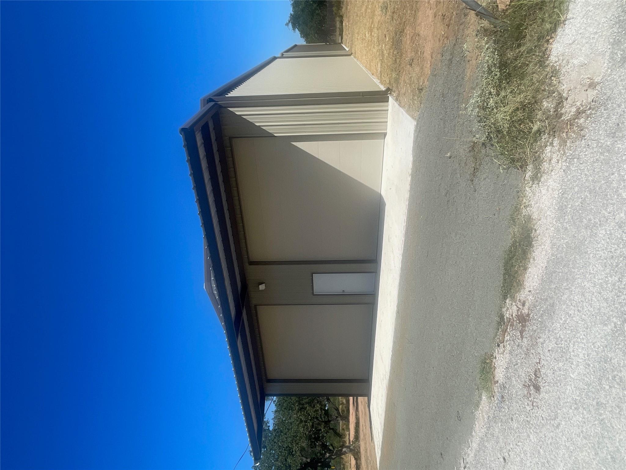 Land in Kingsland 2