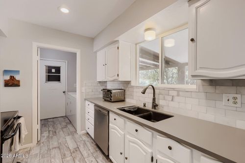 95 W San Remo Street, Gilbert, AZ, 85233 | Card Image