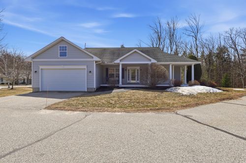 52-52 Macintosh Lane, Old Orchard Beach, ME, 04064 | Card Image