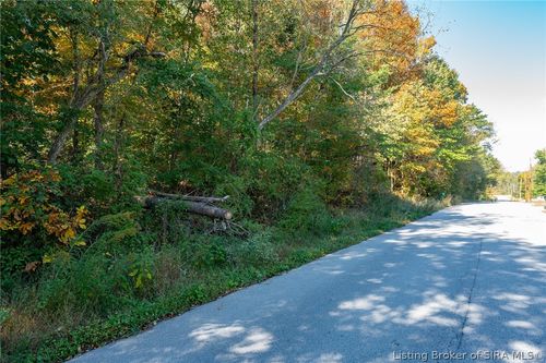 200A Block Broeker Lane, New Albany, IN, 47150 | Card Image