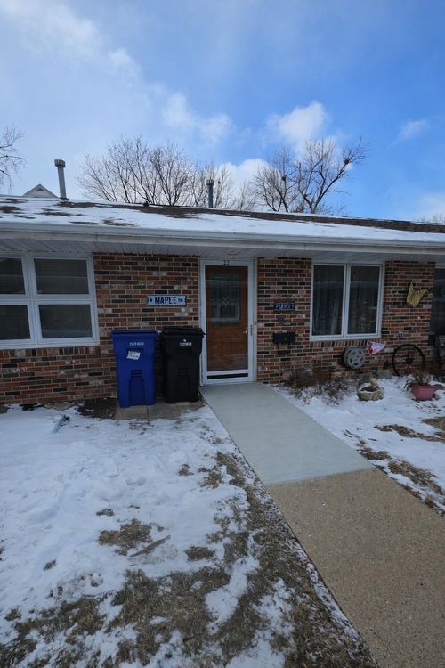 22 W Maple Dr, Hartley, IA, 51346-1355 | Card Image