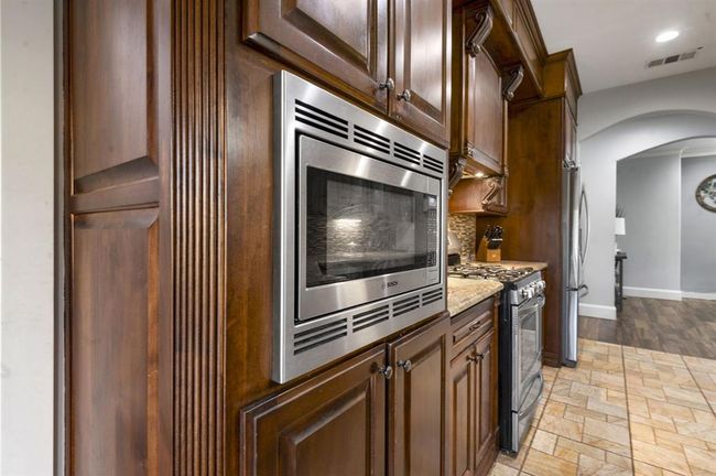 281 County Road 404, House other with 3 bedrooms, 2 bathrooms and null parking in Nacogdoches TX | Image 9