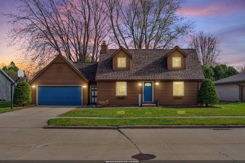 3033 E Canary Street, APPLETON, WI, 54915 | Card Image