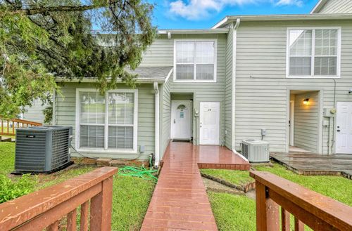 unit-39-100 Edgewater Dr, Livingston, TX, 77351-0986 | Card Image