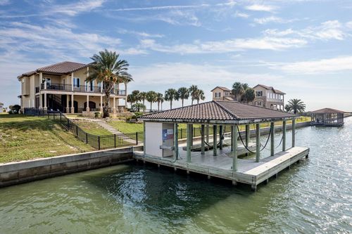 230 Chateau Way, Port O Connor, TX, 77982 | Card Image