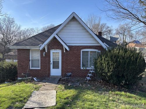 3201 Werder Drive, St Louis, MO, 63121 | Card Image