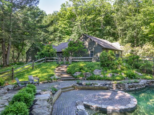 50 Elephant Rock Rd, Woodbury, CT, 06798-2101 | Card Image