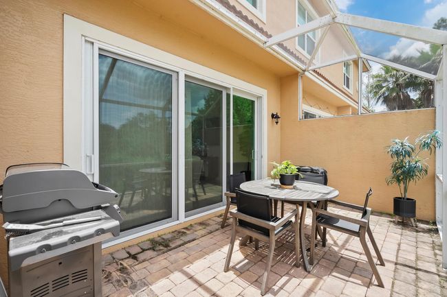 524 Sw Glen Crest Way, Condo with 3 bedrooms, 3 bathrooms and null parking in Stuart FL | Image 16