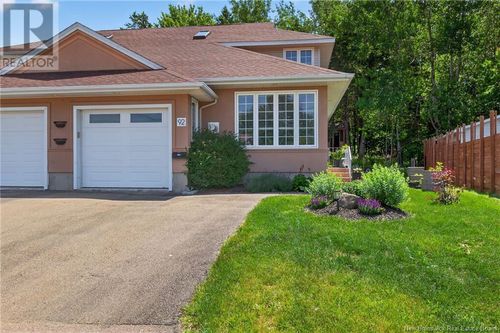 92 Rue Bahama, Dieppe, NB, E1A7X7 | Card Image