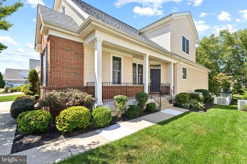 6156 Ferrier Ct, GAINESVILLE, VA, 20155-6679 | Card Image