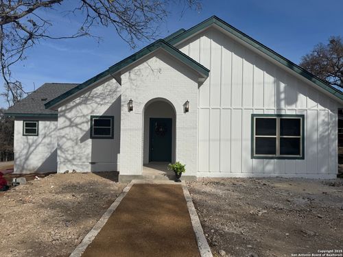 514 Contour Dr, Spring Branch, TX, 78070-4706 | Card Image