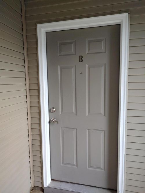 sa5330-b-5330 B Stonemeadow Ave, Columbus, OH, 43220-6255 | Card Image