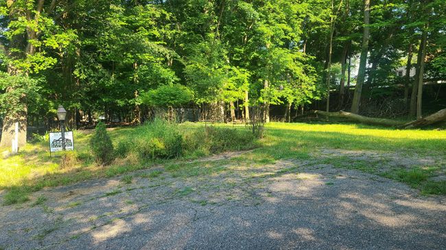 2421 Crest Dr, Home with 0 bedrooms, 0 bathrooms and null parking in Kalamazoo MI | Image 6