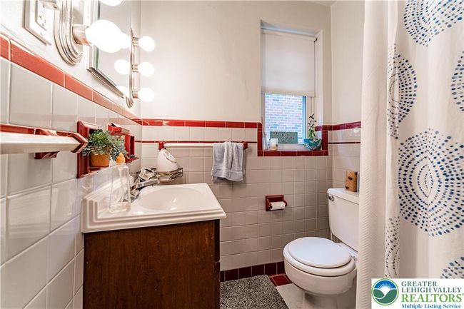1 - 718 15 Th Ave, Condo with 2 bedrooms, 1 bathrooms and null parking in BETHLEHEM PA | Image 9