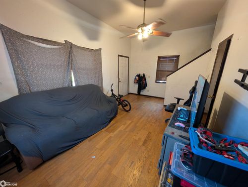 1104 Bartlett St, Burlington, IA, 52601-4507 | Card Image