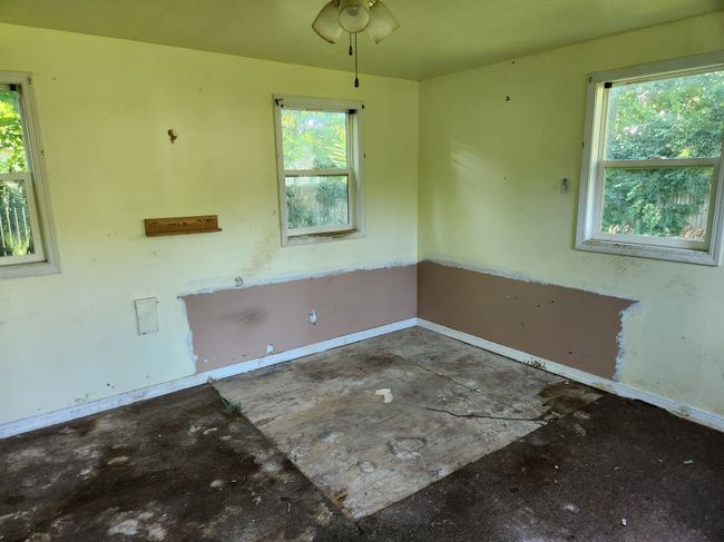 315 Mcomber St, House other with 2 bedrooms, 1 bathrooms and null parking in Dowagiac MI | Image 18