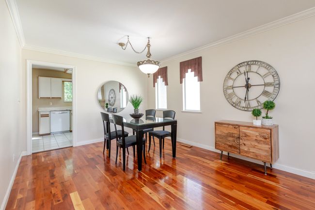 1015 163 St, House other with 3 bedrooms, 3 bathrooms and 6 parking in Surrey BC | Image 6