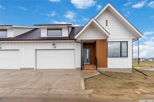 37-105 Hathway Cres, Saskatoon, SK, S7V1T6 | Card Image