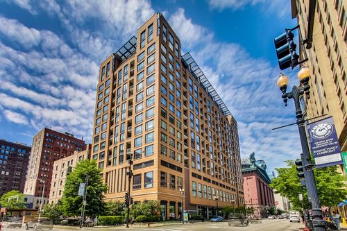 apt-1726-520 State St, Chicago, IL, 60605-1665 | Card Image