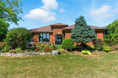 10 Featherstone Ave, Selkirk, ON, N0A1P0 | Card Image