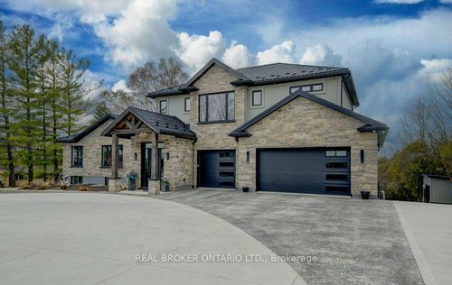 708 Katherine St N, West Montrose, ON, N0B2V0 | Card Image