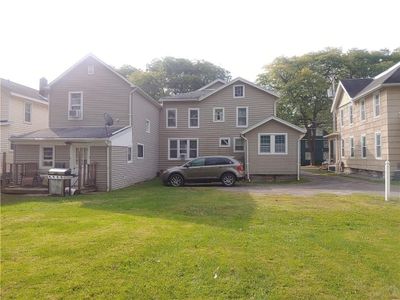 212-210 W Main Street, Home with 7 bedrooms, 3 bathrooms and null parking in Waterloo NY | Image 3