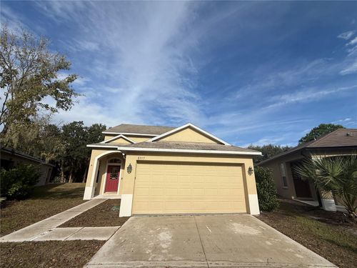 8557 Deer Chase Dr, RIVERVIEW, FL, 33578-8610 | Card Image