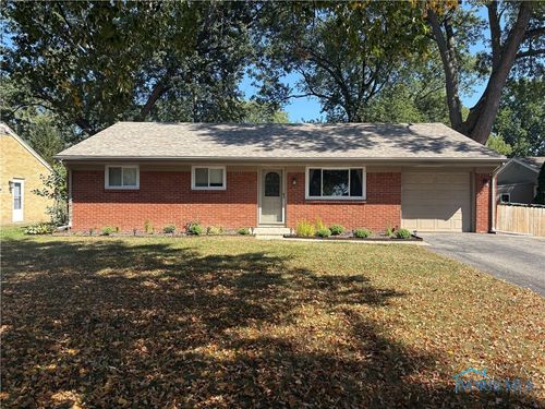 4437 Beck Dr, Maumee, OH, 43537-1805 | Card Image