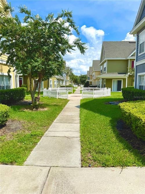 105-2606 Lodi Cir, KISSIMMEE, FL, 34746-5755 | Card Image