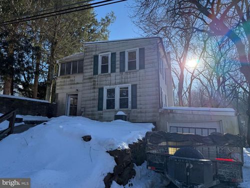 108 Poplar Rd, Fleetwood, PA, 19522-8932 | Card Image