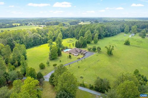 408 Kent Ln, KENTS STORE, VA, 23084-2270 | Card Image