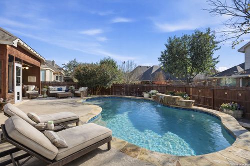 27003 Hardy Run, Boerne, TX, 78015-6582 | Card Image