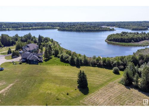 2036 Aspen Way, Spring Lake, AB, T7Z0G8 | Card Image