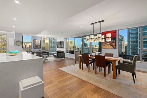 2805-1388 Kettner, San Diego, CA, 92101 | Card Image