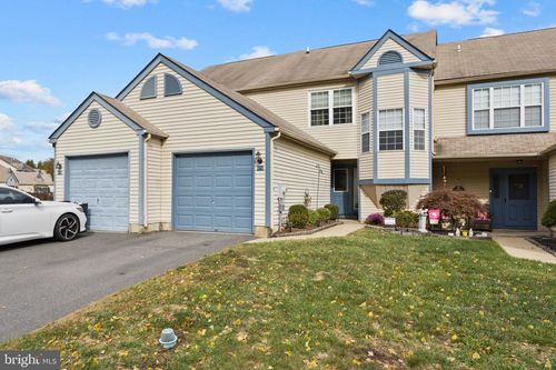 37 Willow Bend Dr, Hamilton, NJ, 08690-3336 | Card Image