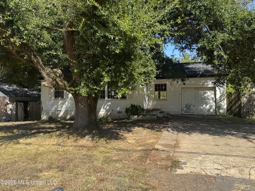 140 Treehaven Dr, Jackson, MS, 39212-2949 | Card Image