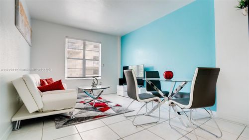 apt-2f-3030 Collins Ave, Miami Beach, FL, 33140-4165 | Card Image