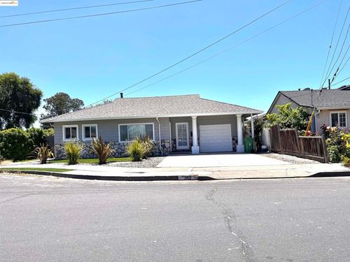 389 White Dr, Hayward, CA, 94544-4739 | Card Image