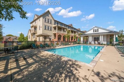 3913 Andover Ave, Auburn Hills, MI, 48326-3030 | Card Image