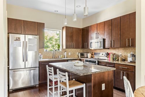 apt-5-4111 Newton Ave, Dallas, TX, 75219-3180 | Card Image