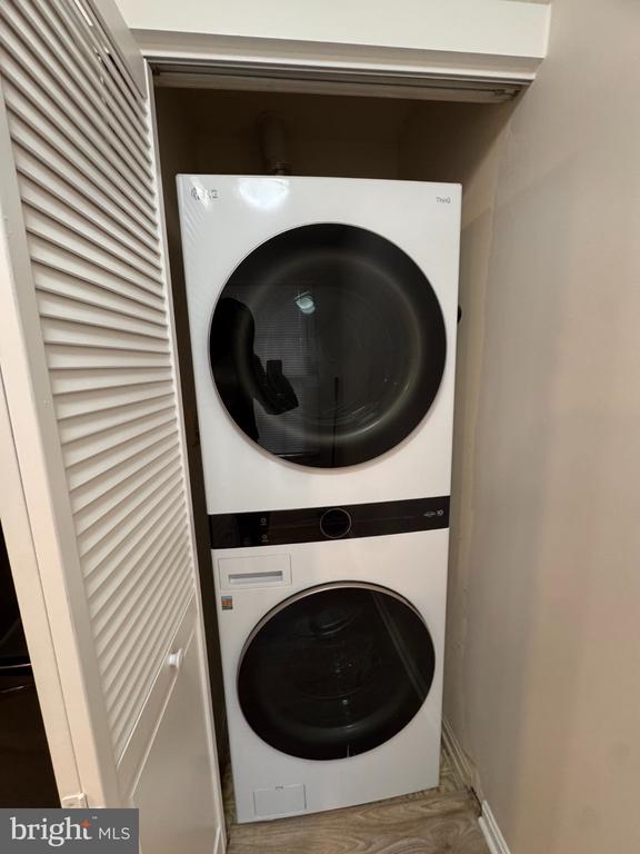 Residential Lease in ALEXANDRIA 3