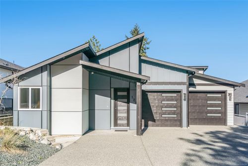 124 Hawk Point Rd, Nanaimo, BC, V9T5W2 | Card Image