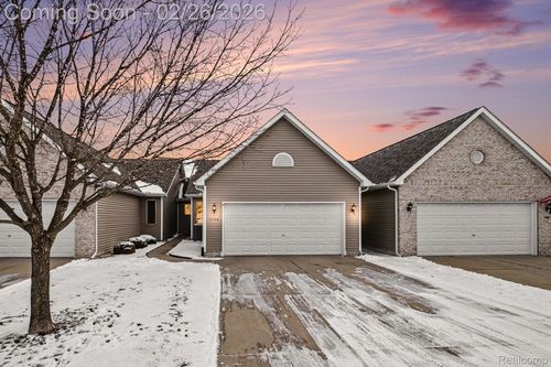 207-1136 Jenna Dr, Davison, MI, 48423-3607 | Card Image