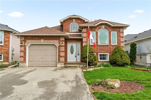 37 Thistlemoor Dr, Caledonia, ON, N3W2K4 | Card Image