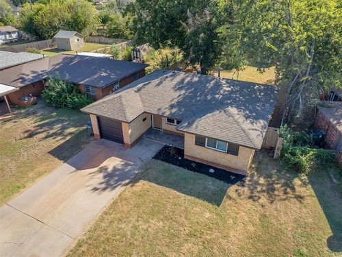 2716 Eagle Dr, Del City, OK, 73115-1646 | Card Image